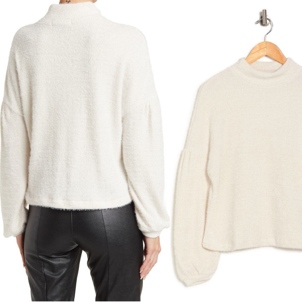 NWT Sanctuary
Eyelash Knit Balloon Sleeve
Popover Sweater